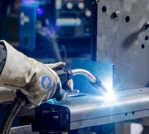 The Ultimate Guide to MIG Welding: Techniques, Tools, and Comparison with TIG Welding